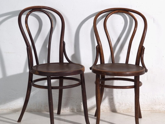 Pair of antique bentwood chairs in the Thonet style – Central Europe, circa 1900 – Dining chairs (photo 2 of 40)