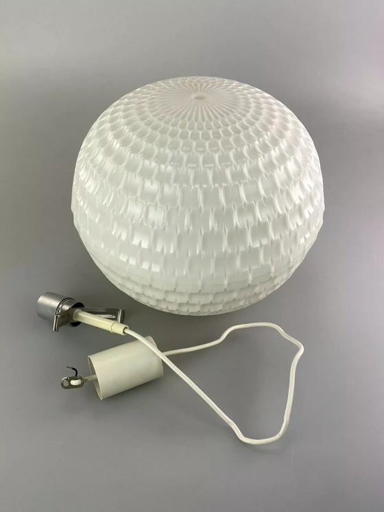 Image 1 of Lampada da soffitto a nido d'ape in plastica Erco anni '60-'70, design spaziale