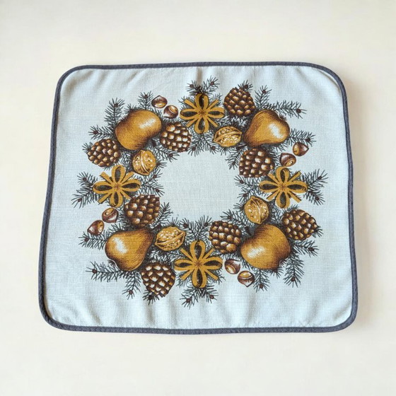 Image 1 of Small vintage Christmas tablecloth – 40×40 cm, cotton, apple-pear-fir tree motif