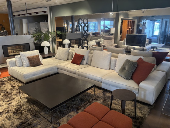 Image 1 of Minotti Lawrence configuration 225x410cm fabric cat.G