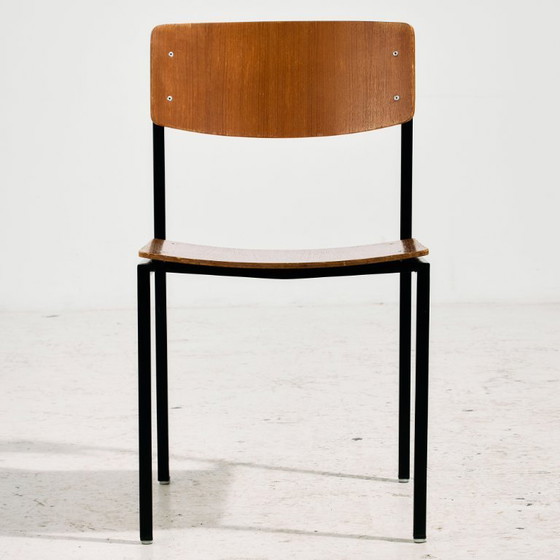 Image 1 of MK11233 Stuhl aus Teakholz auf Metallgestell