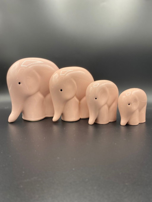 Vintage ceramic figurines Elki Steengoed Holland elephant 4 pieces small to large pink gloss