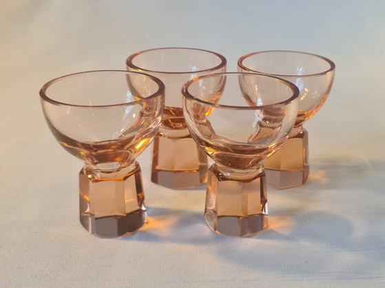 Vintage Art Déco 4 Bicchierini da Liquore con Base a Prisma Rosaline Pesca Vintage 6,5 x 5 (photo 3 of 12)