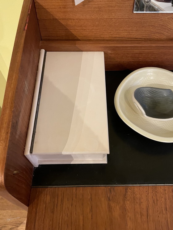 Image 1 of Kaptafel / ladekast vintage uit Denemarken teak fijner