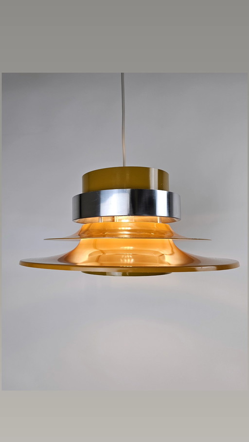 Lampe pendante jaune ocre Carl Thore Lampe bol design danois