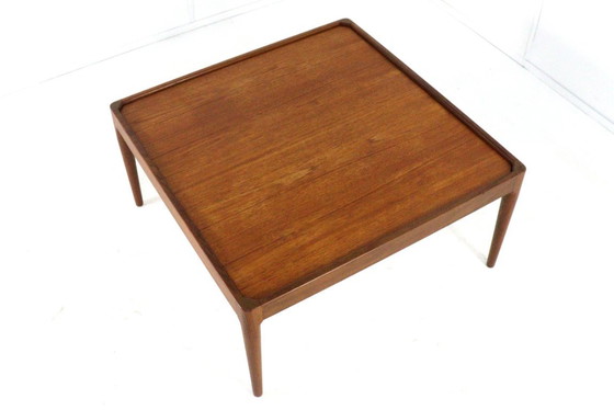 Image 1 of Table basse carrée à plateau réversible, vintage « Hilleberg »