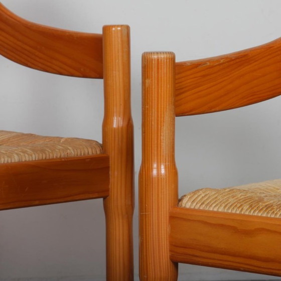 Pair of Carimate Armchairs by Vico Magistretti for Cassina, 1960, Wood, Brown (photo 4 of 7)