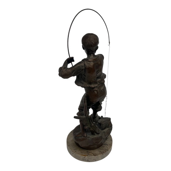 Image 1 of Bronzestatue eines Fischerjungen
