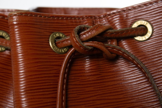 Louis Vuitton, Noe epi leather bag in brown, Bucket bags, Calfskin (photo 14 of 16)