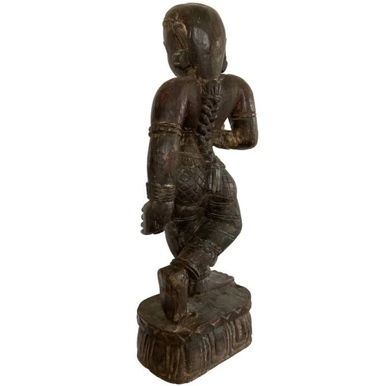 Antike indische polychrome Holztempelfigur – weibliche Begleiterin – Los 191 – Bildhauerei, Wood (photo 4 of 23)