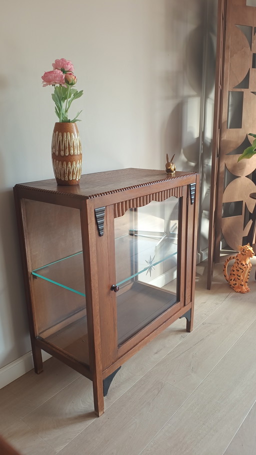 Art Deco, Amsterdam School display cabinet