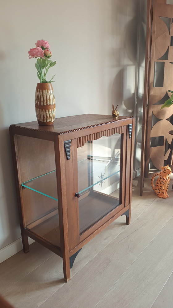 Image 1 of Vitrine der Art-Deco-Schule der Amsterdamer Schule