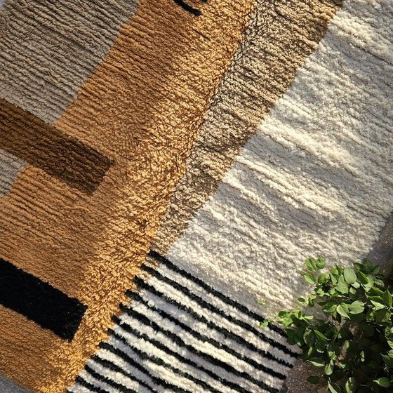 Handmade ecru rug with geometric patterns 200cm x 300cm – Rugs & carpets, Wool (photo 5 of 8)