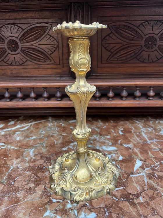 Lustre de style rococo. – Bougeoirs et chandeliers, Bronze (photo 3 of 8)