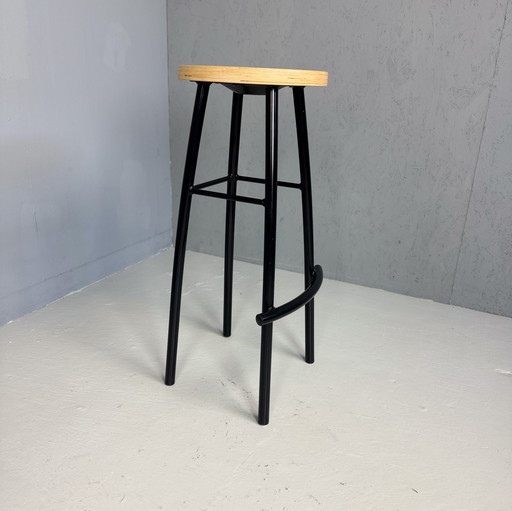 '80s Barstool postmodern black tubular steel frame