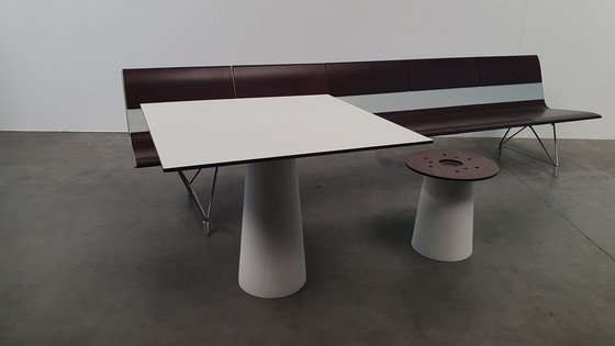 Image 1 of Moooi mesa contenedor + pie extra bajo blanco clásico diseño holandés mesa de jardín exterior/interior marcel wanders