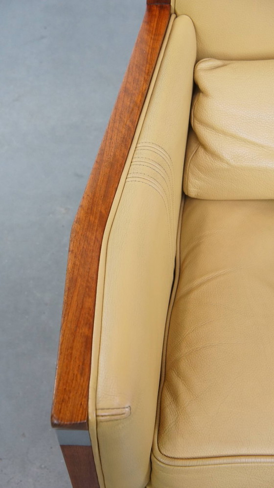 Image 1 of Art Deco Schuitema Design Sessel in gelbem Leder mit hoher Rückenlehne aus der Serie Decoforma