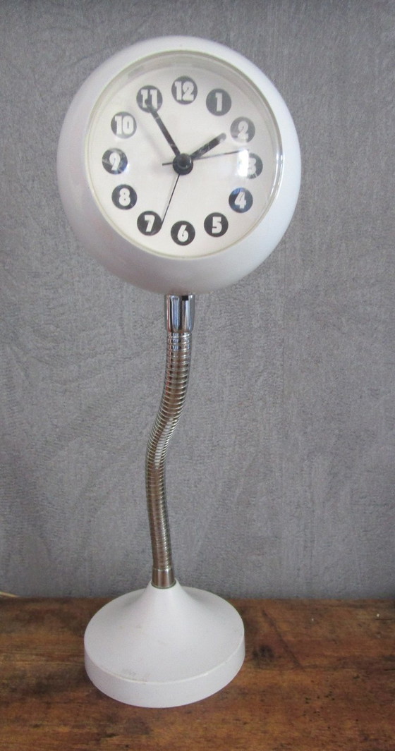 Image 1 of Retro buro klokje met "goose neck",jaren 80.