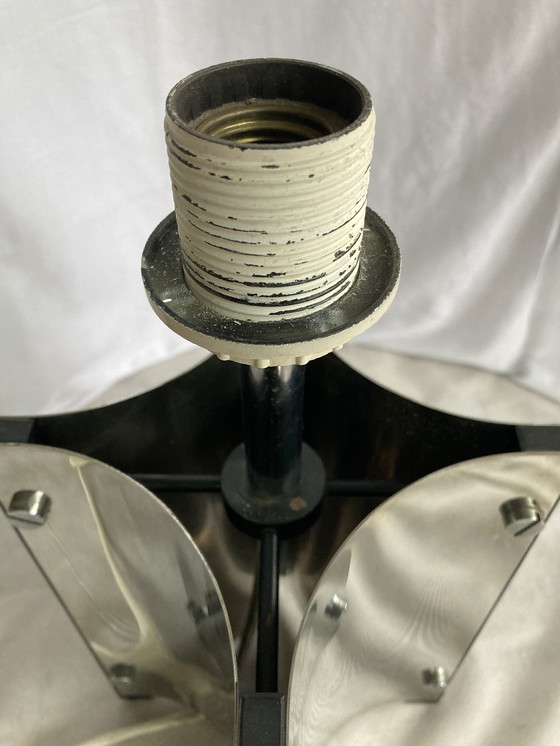 Image 1 of GAETANO SCIOLARI Lampada da tavolo anni '70 in metallo cromato