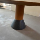 ARCO Eettafel met stenen voet