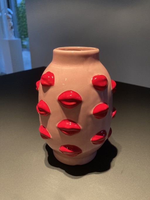 Vase lèvres chaudes