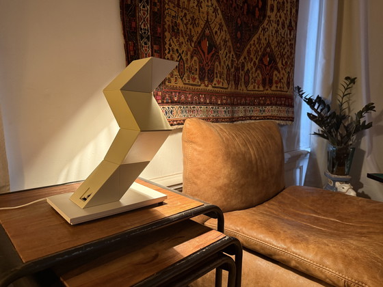 Image 1 of Lampe de table postmoderne en zigzag – Lampe design belge, années 1980