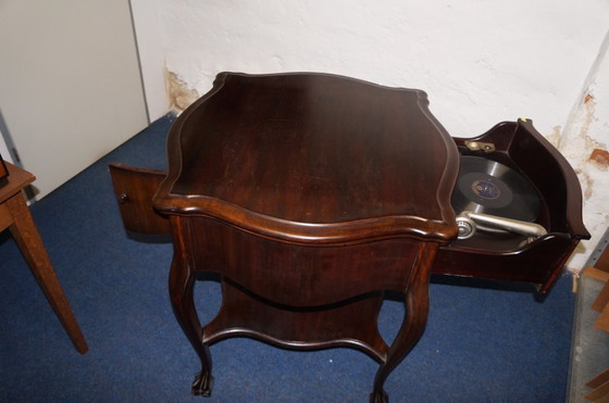 Image 1 of bellissimo tavolo in mogano pesante con extra