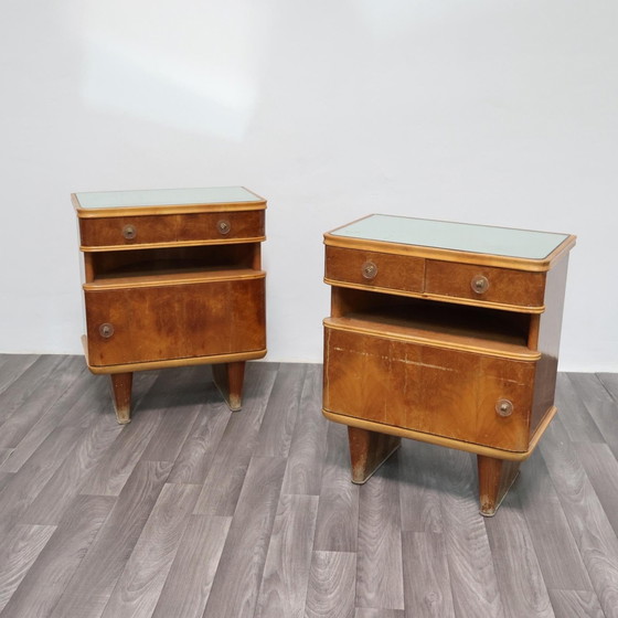 Image 1 of Paire de tables de chevet Art déco en bois des années 1940, design moderne du milieu du siècle