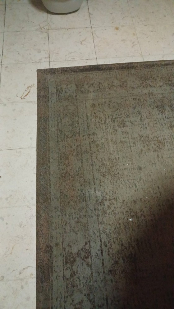 Image 1 of Tappeto Louis De Poortere – Fading World Medallion Grigio Ebano (200x280)