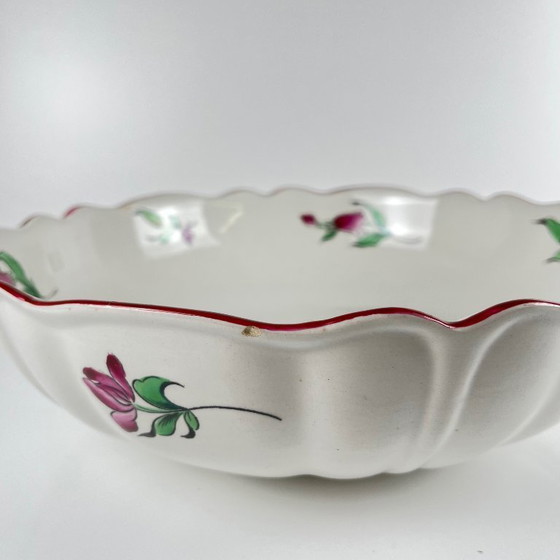 Image 1 of Ensaladera con borde festoneado modelo Réverbère de KG Lunéville