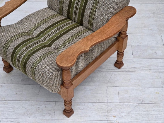 Image 1 of Fauteuil danois des années 1970, tissu d'ameublement d'origine en laine, bois de chêne massif.