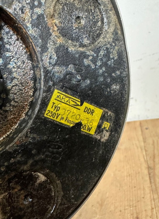 Image 1 of Lampada da tavolo arancione vintage della Germania dell'Est di AKA Leuchten, anni '70