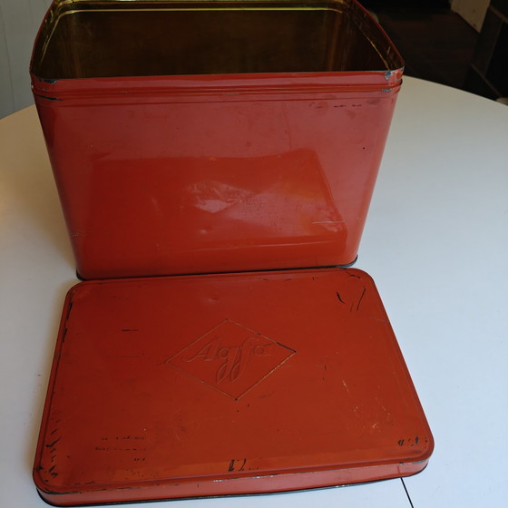 Image 1 of Boîte de rangement industrielle Agfa vintage – Métal orange brûlé