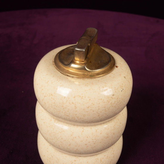 Briquet de table Tommaso Barbi en céramique mouchetée crème et laiton 1970 – Objets déco, Ceramic, Brass (photo 13 of 15)