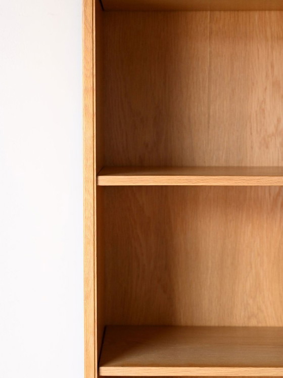 Image 1 of Bibliothèque de rangement vintage scandinave en chêne