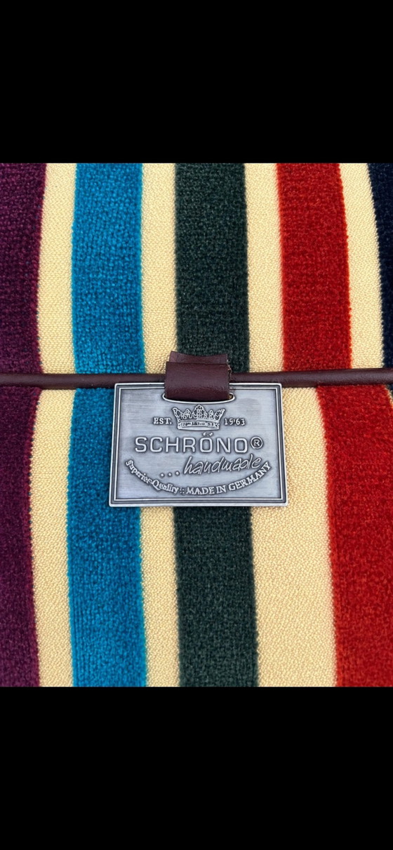 Image 1 of Sillón de lujo con reposapiés - Estilo ETRO