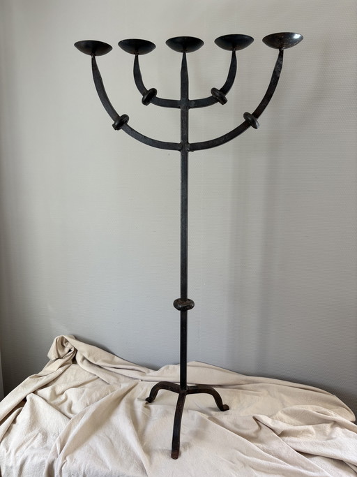  Vintage brutalistische smeedijzeren 5armige kandelaar h90cm