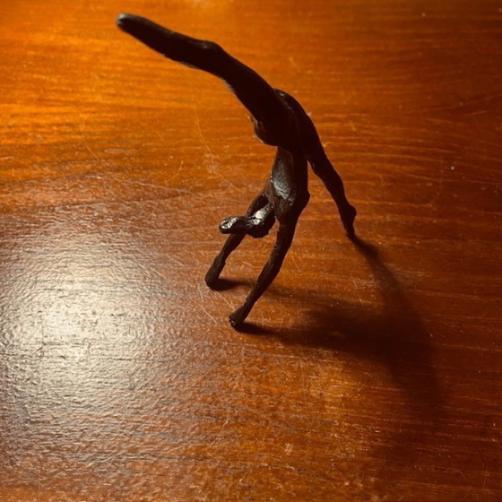 Image 1 of Elegant pewter figurine – lady in handstand (11.5 cm)