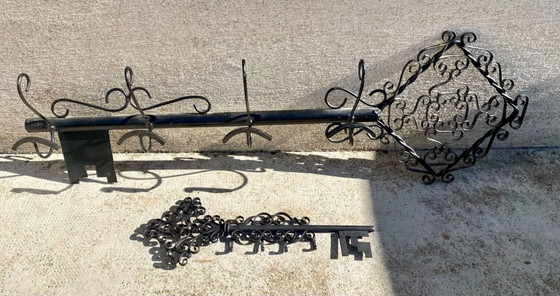 Image 1 of Schlüsselförmiger Schlüsselhalter und Garderobenständer aus Schmiedeeisen