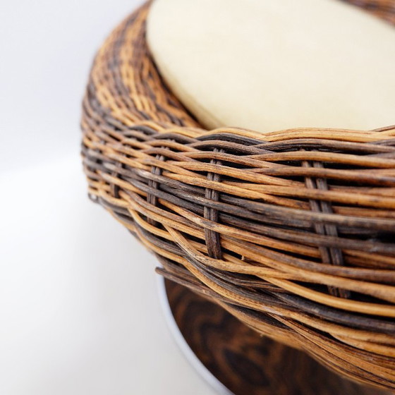 Image 1 of Paire de fauteuils pivotants en osier vintage