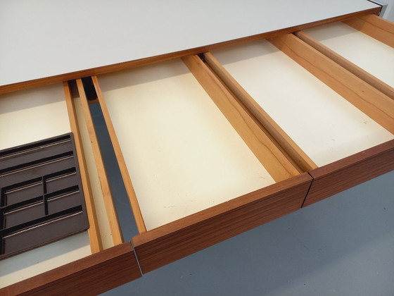 Image 1 of Vintage modernistisch bureau van palissander, melamine en metaal uit de jaren 60 en 70