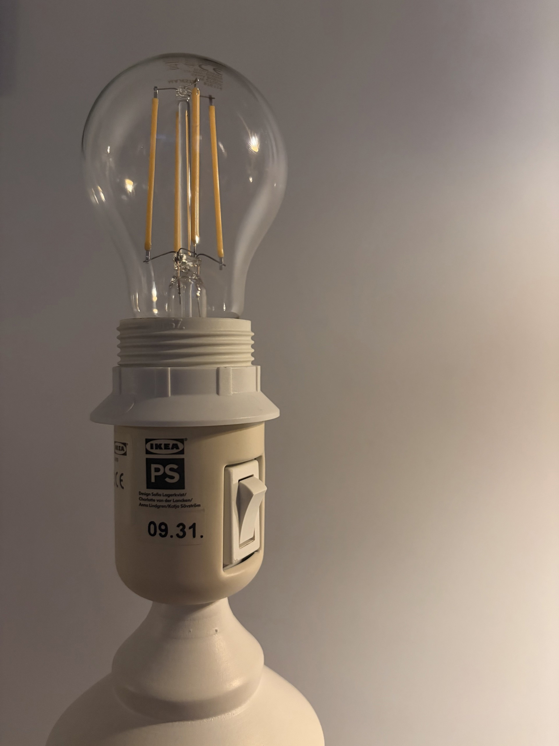 Ikea Svarva floor lamp | €72 | Whoppah