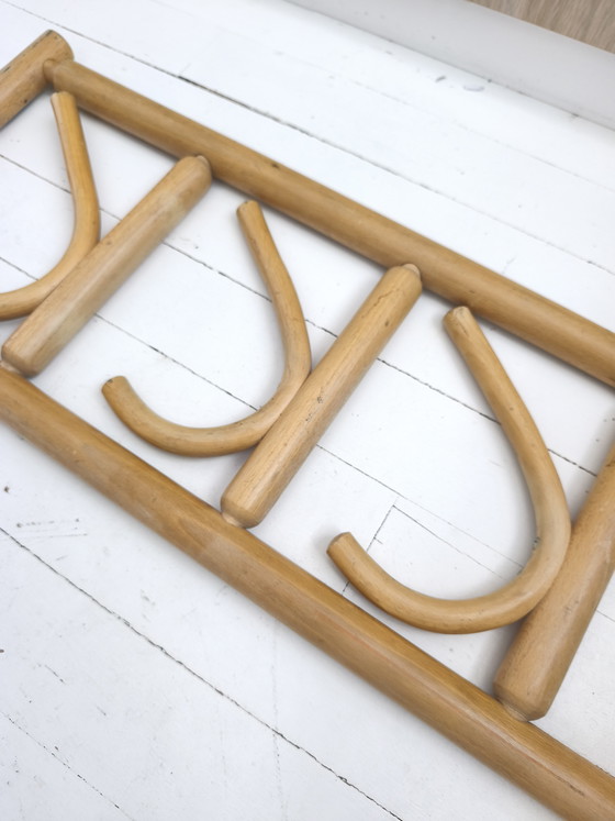 Image 1 of Wandgarderobe Ton, Bugholz