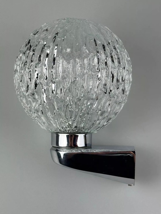 Image 1 of Lampe murale des années 60 70 Lampe boule métal chrome & verre Space Age Design