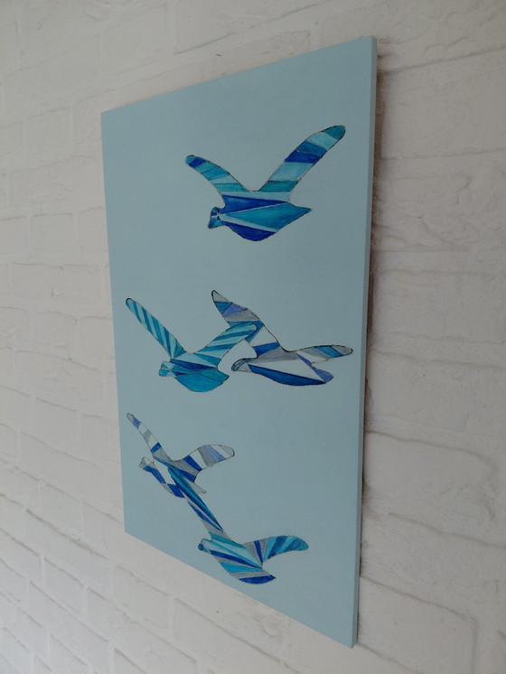 Image 1 of “Fragment Birds in Flight” Gallery Suncorner