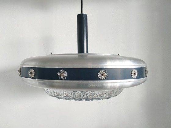 Vintage Mid-Century Space Age UFO Pendant Lamp/ Aluminum & Cut Glass (1960s/1970s) – Ceiling lights, Other (photo 7 of 27)