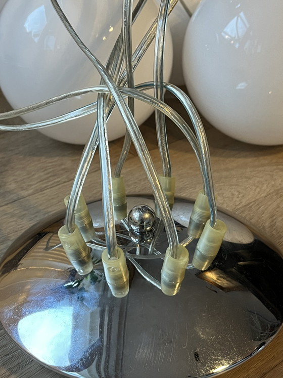 Image 1 of Lampada a sospensione vintage in stile Space Age con 8 sfere in vetro opalino / cromata