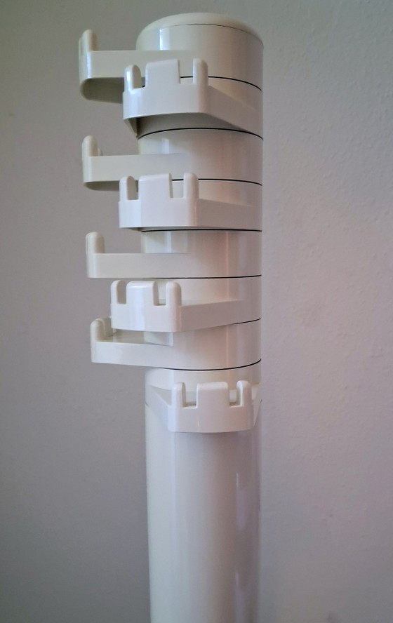 Image 1 of Appendiabiti vintage 'Minivip' Space Age – Benanti & Brunori per Velca Legnano anni '70
