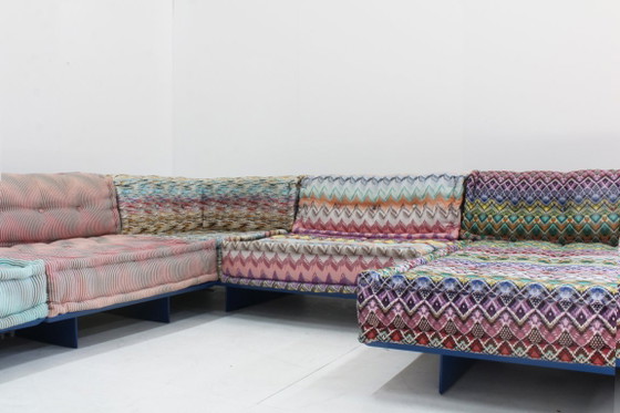 Image 1 of Canapé Roche Bobois Mah Jong, design Missoni par Hans Hopfer, avec plateforme