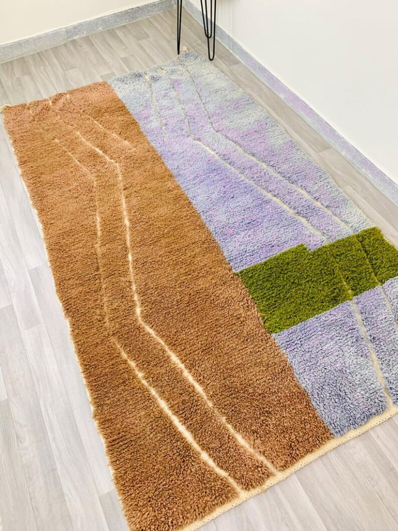 Image 1 of Handcrafted Berber rug 250cm x 150cm